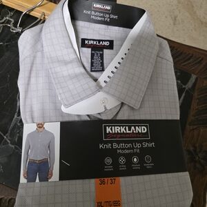 Kirkland Signature Men's Modern Fit Knit Button-Down Shirt — Light Gray Check